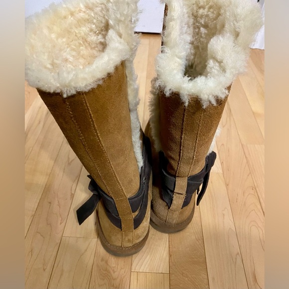 KOOLABURRA BY UGG ROZALIA TALL 1020243
CHESTNUT SIZE 10 WOMAN'S BOOTS - Picture 4 of 8